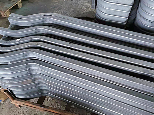 拖拉機防翻架部分彎曲加工樣品